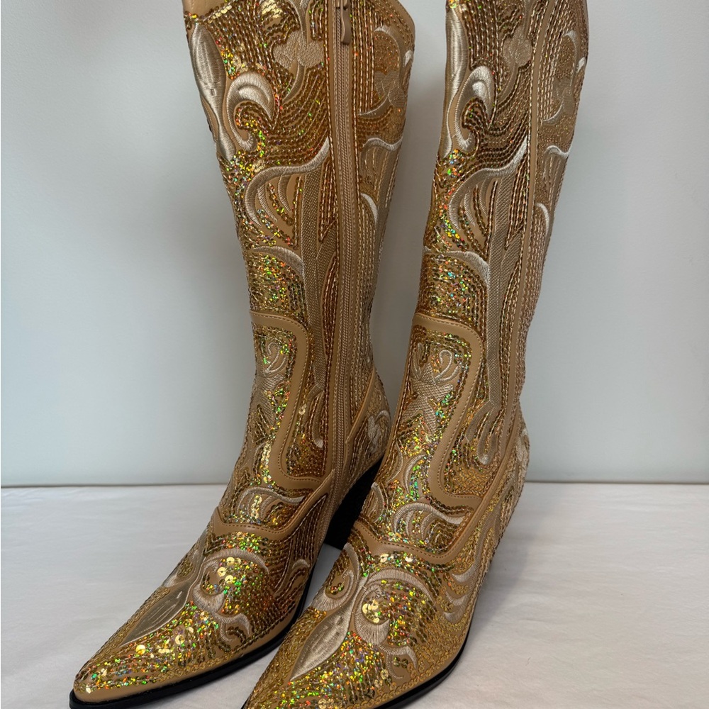 New Helen's Heart Gold Embellished Women's Heeled Boots, Size 8